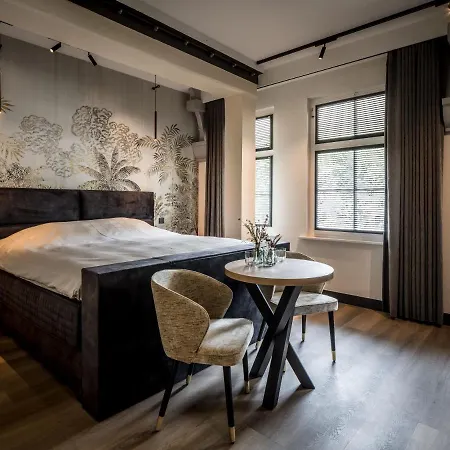 Lindenhuys Logies 4*