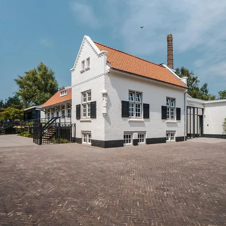 Lindenhuys Logies 4*